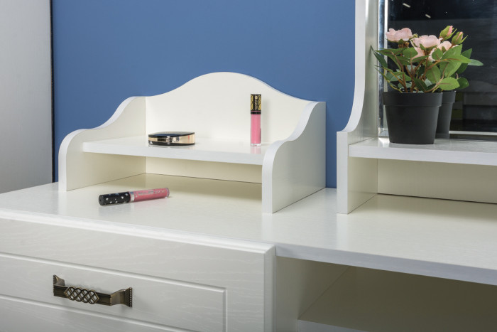 Ливерпуль Стол туалетный 12.46 + Полка 10.118 + Полка 10.117, ясень ваниль/белый