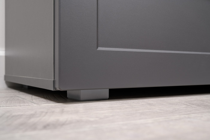 Остин 11.53 Кровать + ортопед + 16.240 Комод + 16.47 Тумба под ТВ, серый графит/дуб крафт золотой