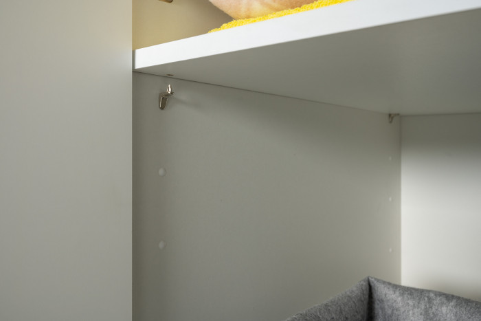 Остин 11.53 Кровать + ортопед + 13.336.02 Шкаф для одежды + 16.152 Тумба прикроватная, белый шагрень/дуб крафт золотой